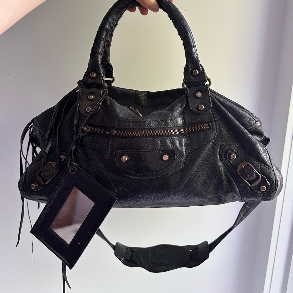 Black Balenciaga Twiggy
